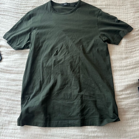 Theory “precise tee” - Picture 1 of 3